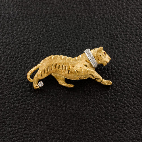 Yellow Gold Tiger Pin