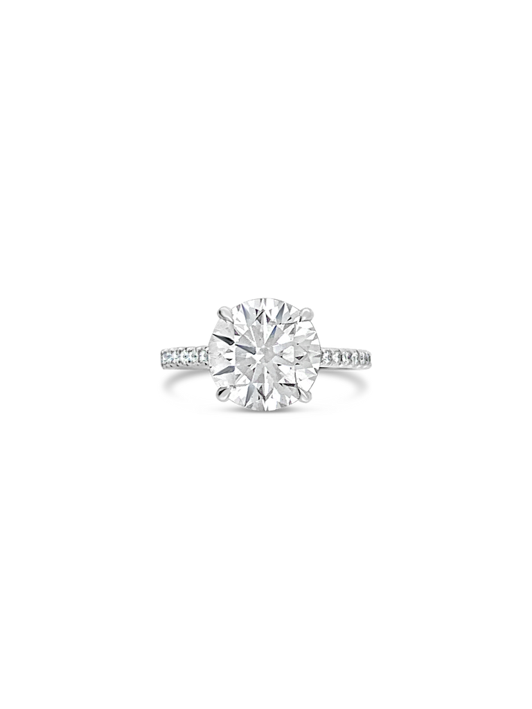 Round Diamond Engagement Ring