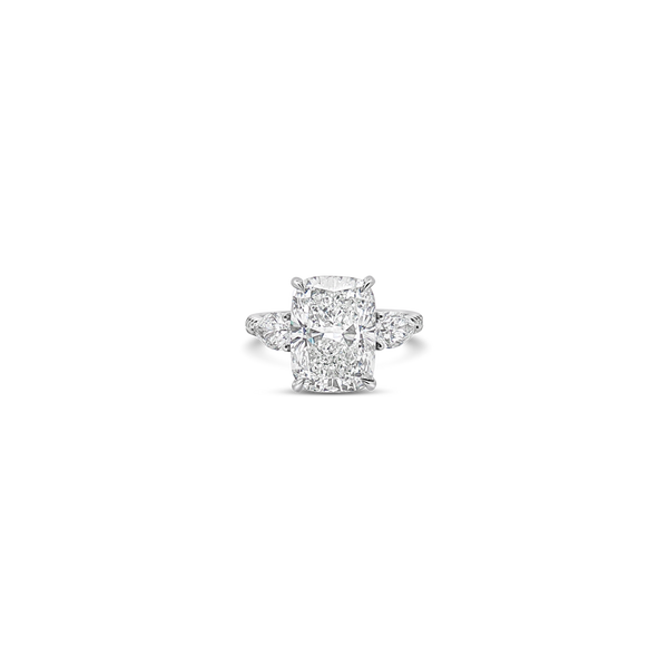 Cushion cut Diamond Engagement Ring