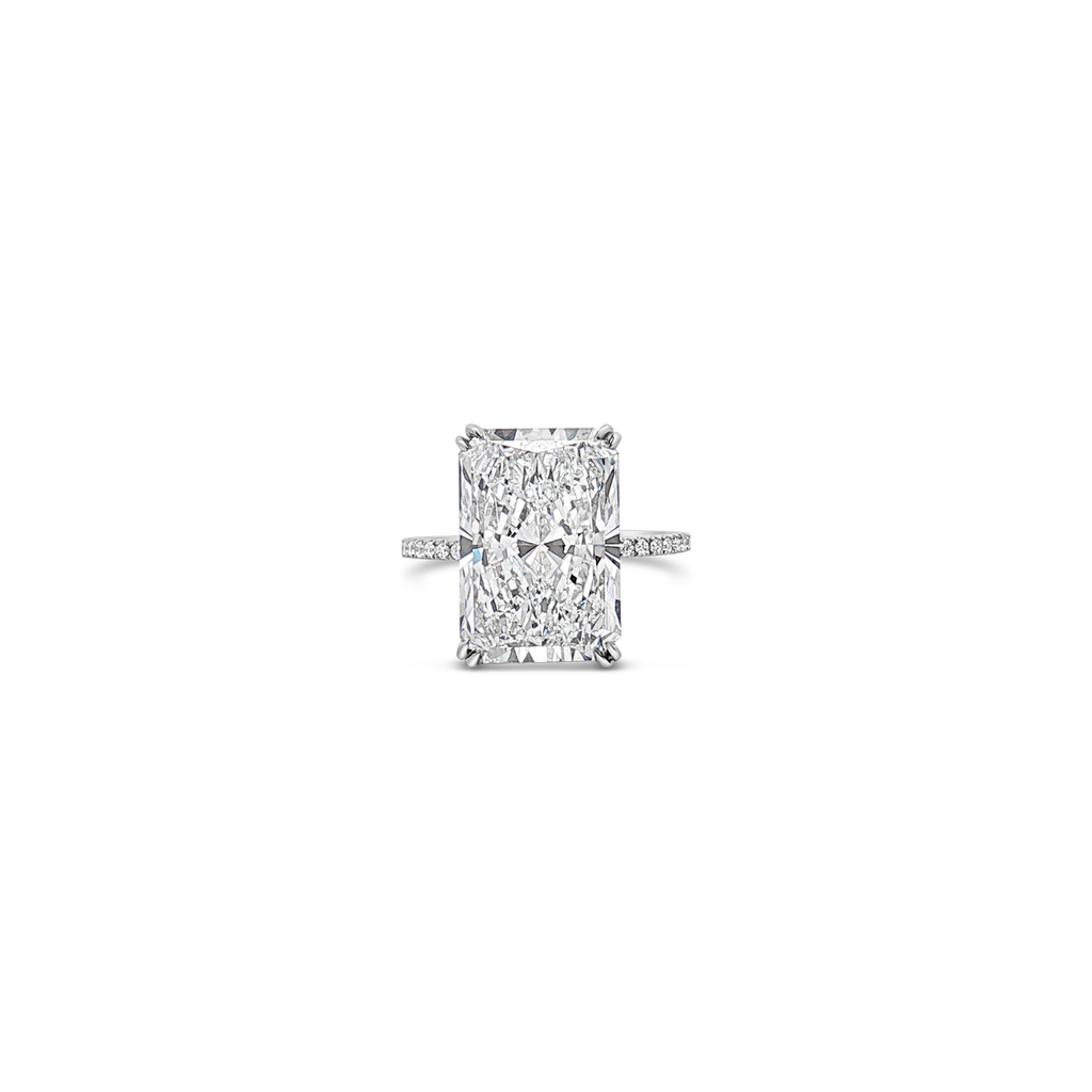 Radiant cut Diamond Engagement Ring