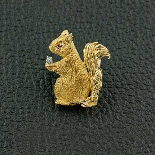 Squirrel Pin
