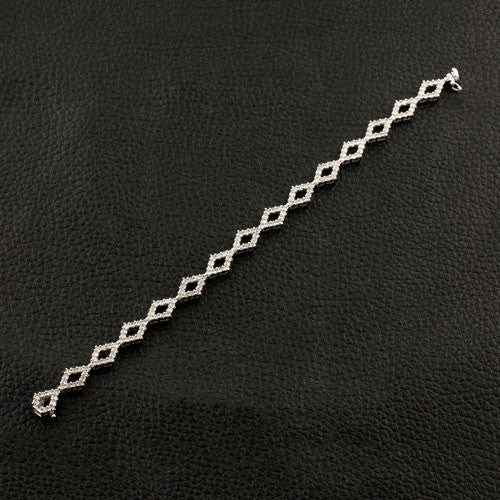 Diamond Bracelet in a Diamond Link Pattern